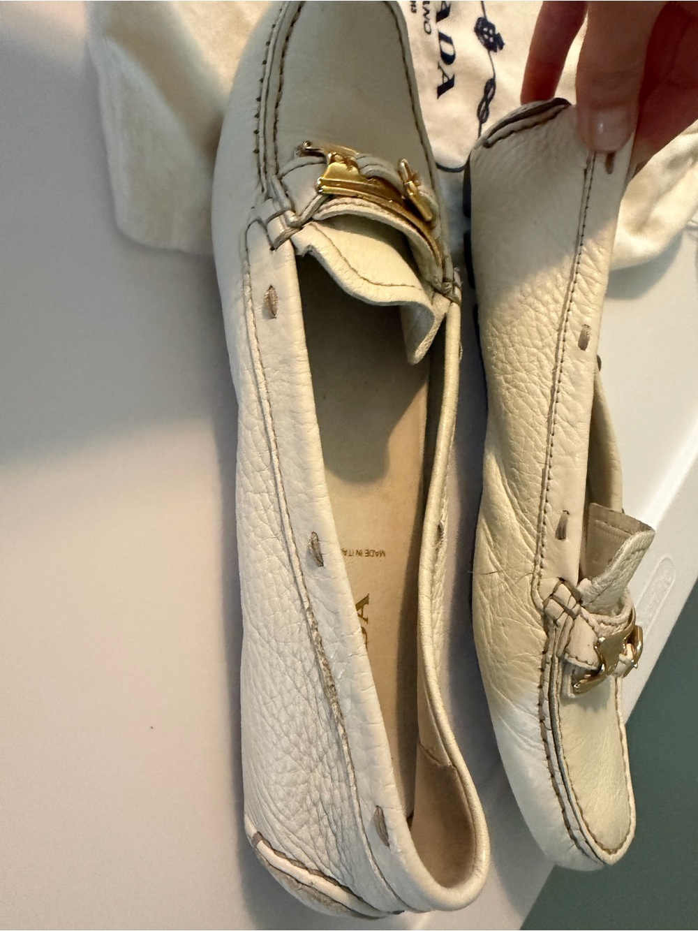 Vintage PRADA Cream Pebbled Leather Loafers with Gold Hardware, Size 39 (8.5) - Picture 8 of 11